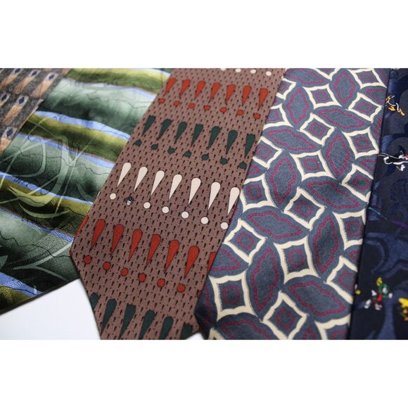 Lot of 6 Mens Neckties Van Heusen J. Garcia Hunting Ham Looney Tunes Mania Retro - Picture 3 of 12